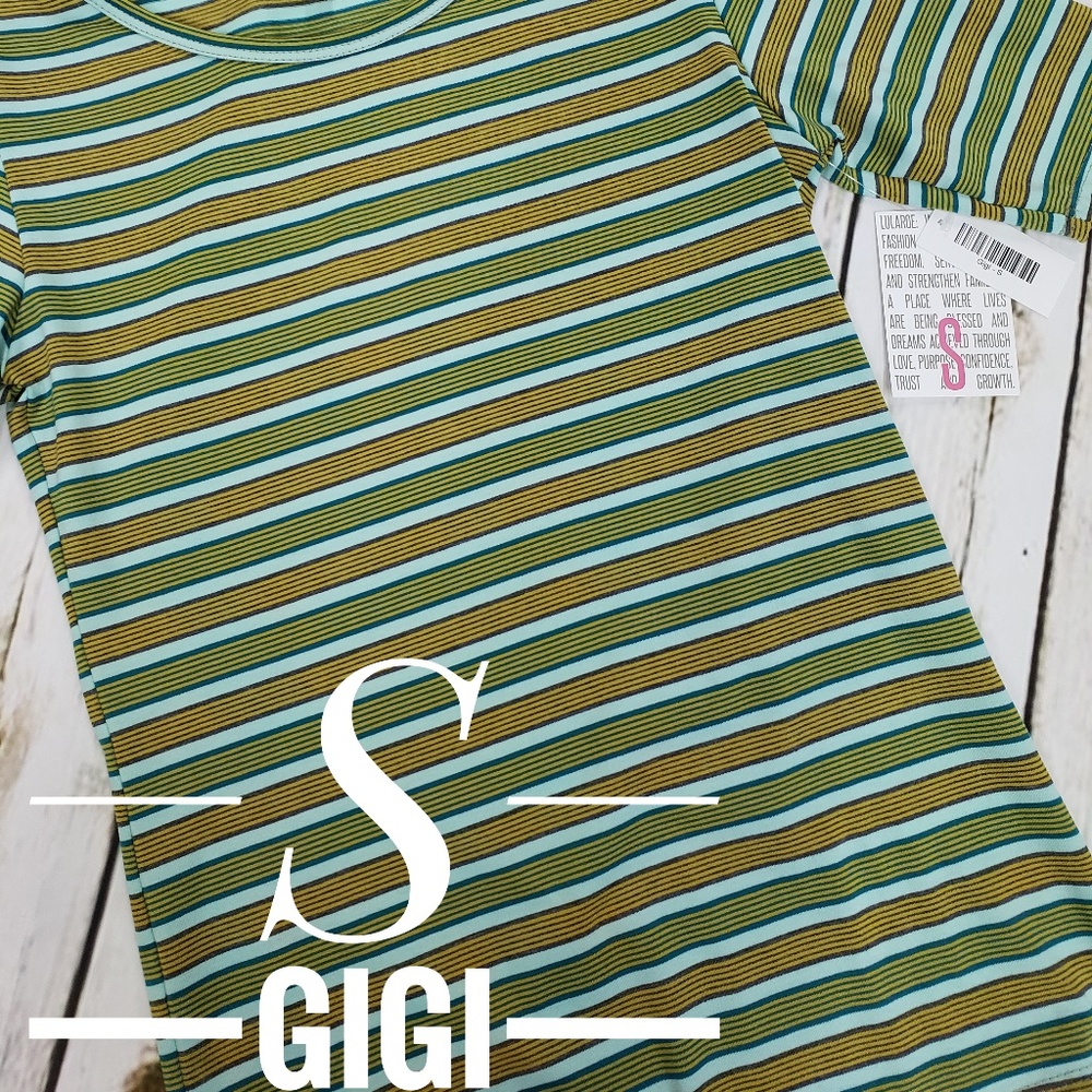 Small LuLaRoe Gigi